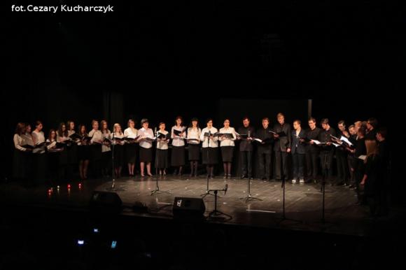 Grają i śpiewają już 70 lat. Sto lat kutnowskiej Szkole Muzycznej!