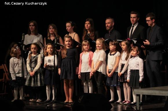 Grają i śpiewają już 70 lat. Sto lat kutnowskiej Szkole Muzycznej!