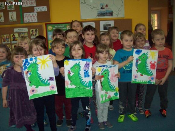 Czyste powietrze wokół nas. Dzieci z powiatu kutnowskiego biorą udział w akcji ekologicznej