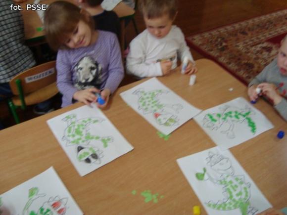 Czyste powietrze wokół nas. Dzieci z powiatu kutnowskiego biorą udział w akcji ekologicznej