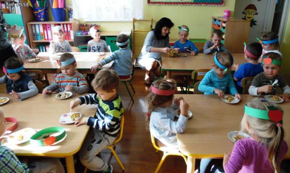 Czyste powietrze wokół nas. Dzieci z powiatu kutnowskiego biorą udział w akcji ekologicznej