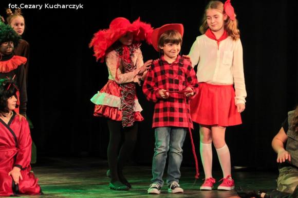 Czerwone kapturki. To już 53. premiera Puszka