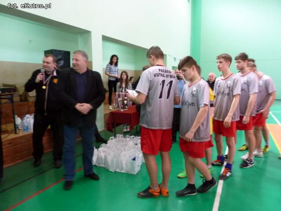 Ministranci z Żelaznej wygrali Grand Prix LSO Diecezji Łowickiej w Futsalu