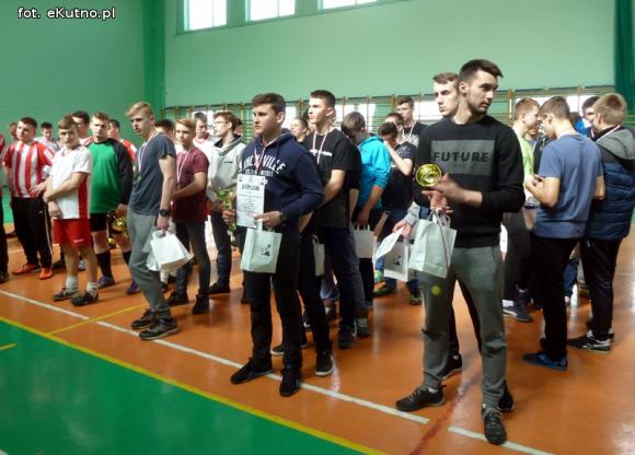 Ministranci z Żelaznej wygrali Grand Prix LSO Diecezji Łowickiej w Futsalu