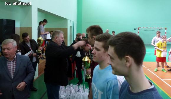 Ministranci z Żelaznej wygrali Grand Prix LSO Diecezji Łowickiej w Futsalu