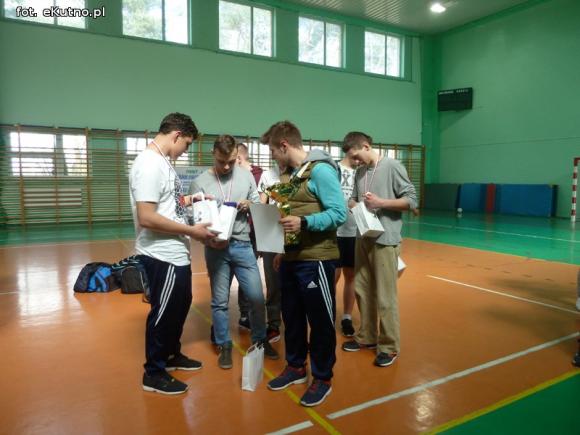 Ministranci z Żelaznej wygrali Grand Prix LSO Diecezji Łowickiej w Futsalu