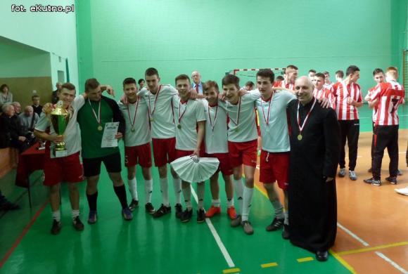 Ministranci z Żelaznej wygrali Grand Prix LSO Diecezji Łowickiej w Futsalu