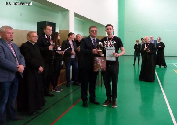 Ministranci z Żelaznej wygrali Grand Prix LSO Diecezji Łowickiej w Futsalu