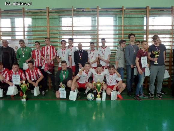 Ministranci z Żelaznej wygrali Grand Prix LSO Diecezji Łowickiej w Futsalu