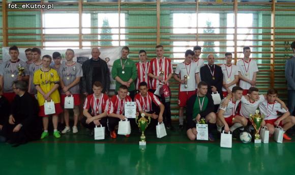 Ministranci z Żelaznej wygrali Grand Prix LSO Diecezji Łowickiej w Futsalu