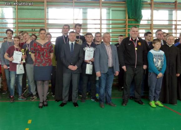 Ministranci z Żelaznej wygrali Grand Prix LSO Diecezji Łowickiej w Futsalu