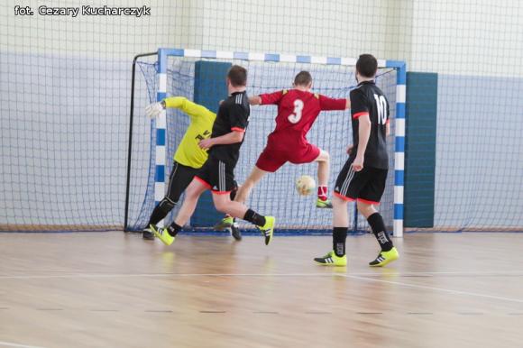 Zakończenie Kutnowskiej Amatorskiej Halowej Ligi Piłki Nożnej. Fotorelacja