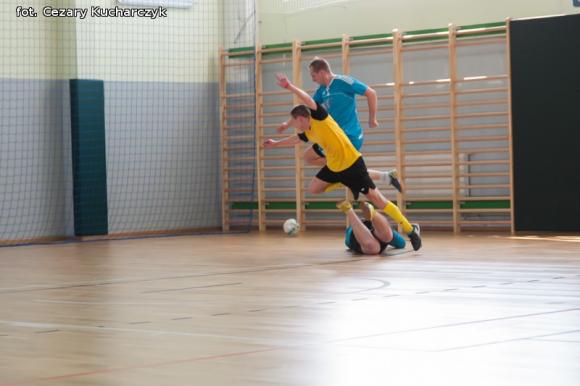 Zakończenie Kutnowskiej Amatorskiej Halowej Ligi Piłki Nożnej. Fotorelacja