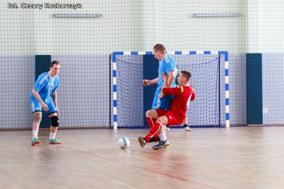 Zakończenie Kutnowskiej Amatorskiej Halowej Ligi Piłki Nożnej. Fotorelacja