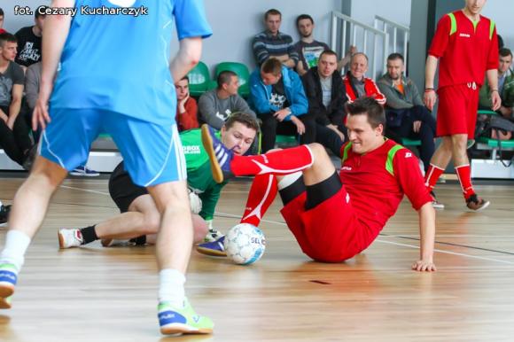 Zakończenie Kutnowskiej Amatorskiej Halowej Ligi Piłki Nożnej. Fotorelacja