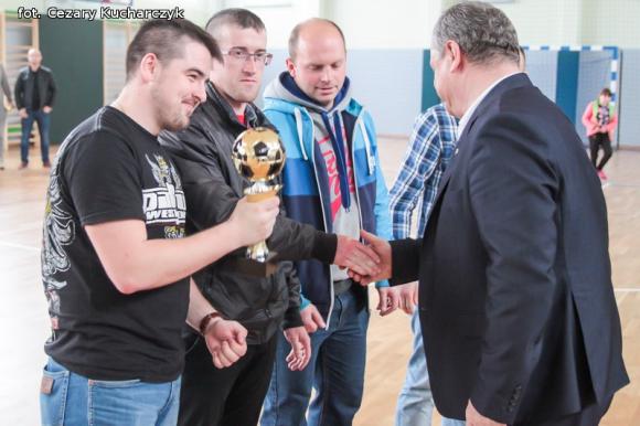 Zakończenie Kutnowskiej Amatorskiej Halowej Ligi Piłki Nożnej. Fotorelacja