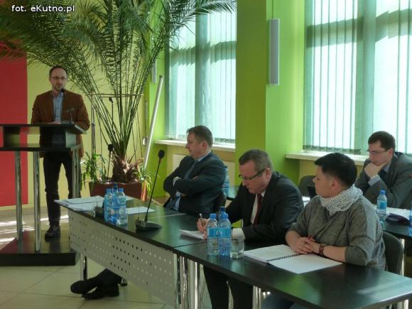 Kształćmy ludzi, którzy są nam potrzebni. Obrona 