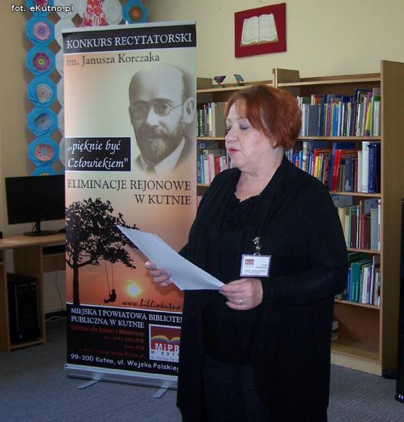 Gimnazjaliści - laureaci konkursu Pięknie być człowiekiem