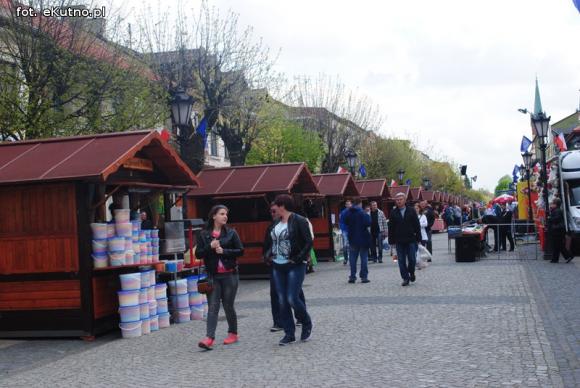 Jarmark Majowy czyli mydło, swojskie jadło oraz kolorowe bibeloty