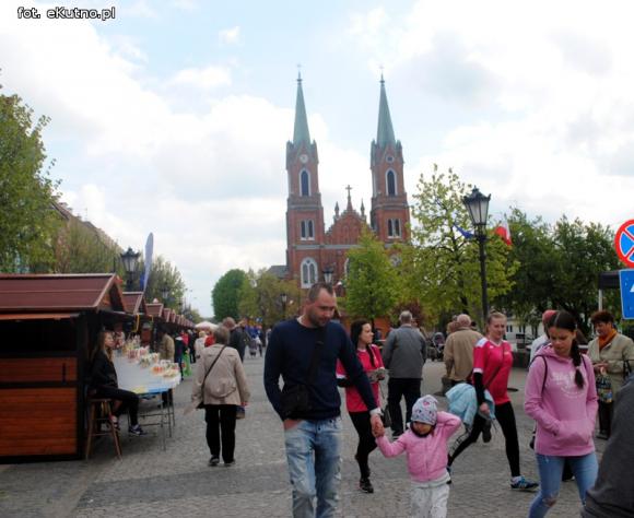 Jarmark Majowy czyli mydło, swojskie jadło oraz kolorowe bibeloty