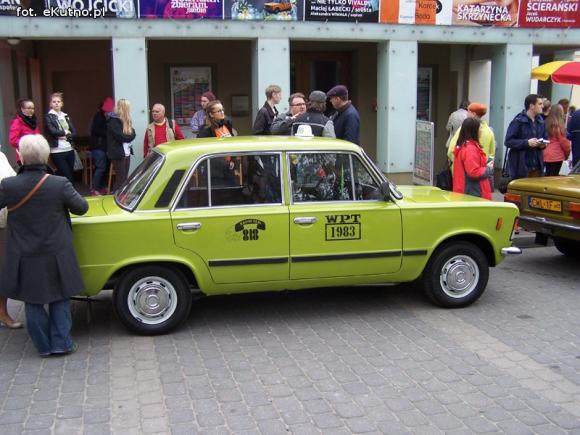 Zmiennicy to MY! Klimat PRL na 1 Maja