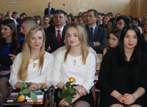 W życiu liczą się tylko chwile...W Kasprowiczu pożegnano tegorocznych absolwentów