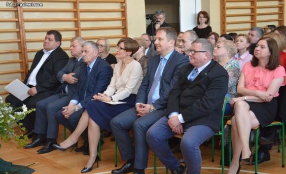 W życiu liczą się tylko chwile...W Kasprowiczu pożegnano tegorocznych absolwentów