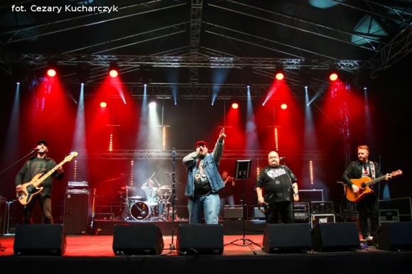 Piersi na zakończenie trzeciego dnia Kutnowskiej Majówki