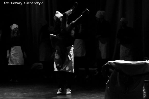 Premiera pełnej operowej trylogii obiadowej w wykonaniu Kutnopolitan Opera