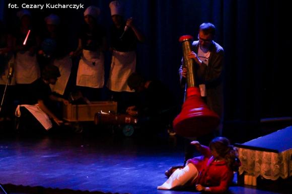 Premiera pełnej operowej trylogii obiadowej w wykonaniu Kutnopolitan Opera