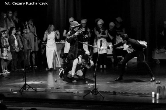 Premiera pełnej operowej trylogii obiadowej w wykonaniu Kutnopolitan Opera