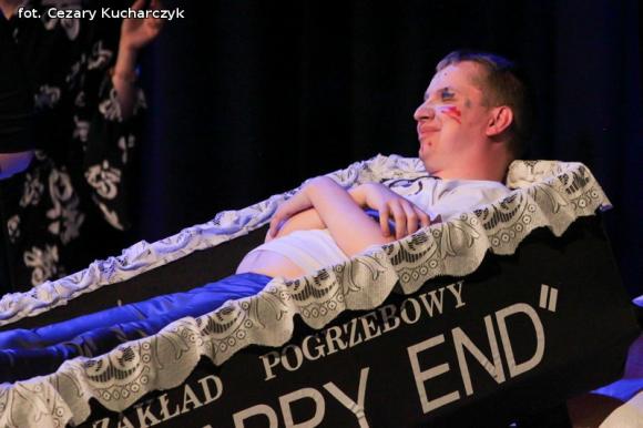 Premiera pełnej operowej trylogii obiadowej w wykonaniu Kutnopolitan Opera