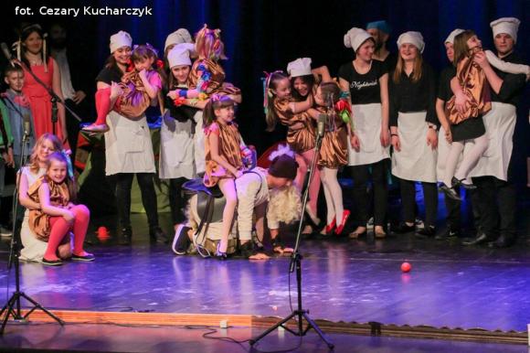 Premiera pełnej operowej trylogii obiadowej w wykonaniu Kutnopolitan Opera