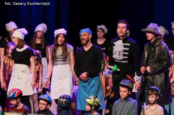 Premiera pełnej operowej trylogii obiadowej w wykonaniu Kutnopolitan Opera