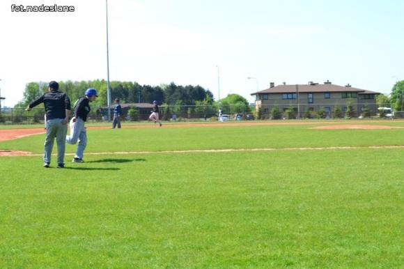Ekstraliga baseballu: Kutno górą