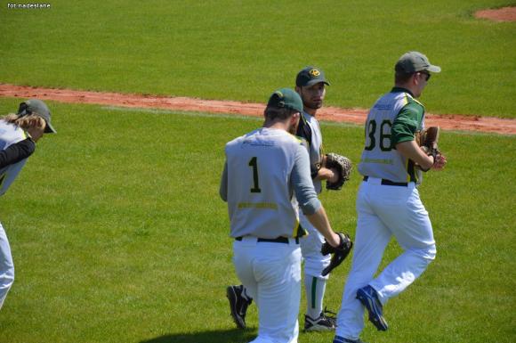 Ekstraliga baseballu: Kutno górą