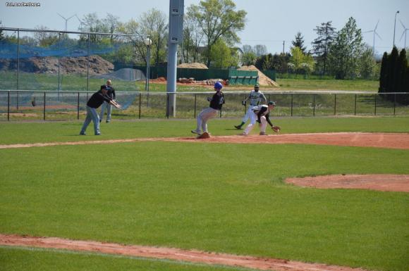 Ekstraliga baseballu: Kutno górą