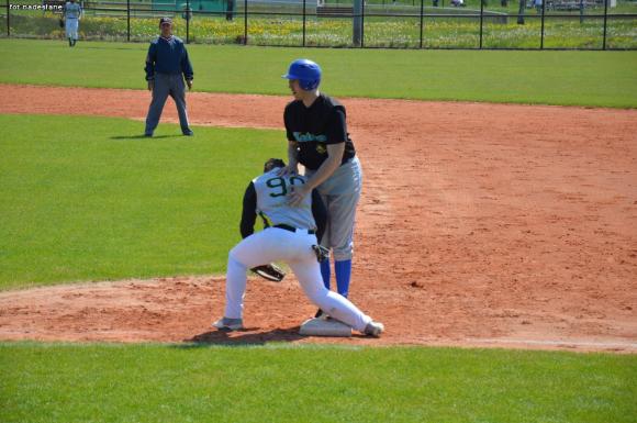 Ekstraliga baseballu: Kutno górą