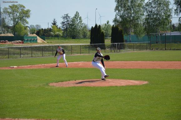 Ekstraliga baseballu: Kutno górą