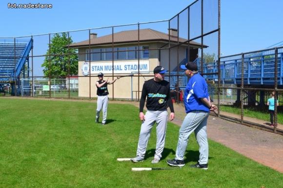 Ekstraliga baseballu: Kutno górą