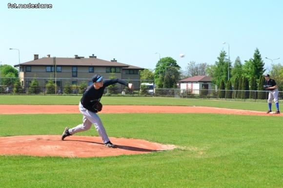 Ekstraliga baseballu: Kutno górą