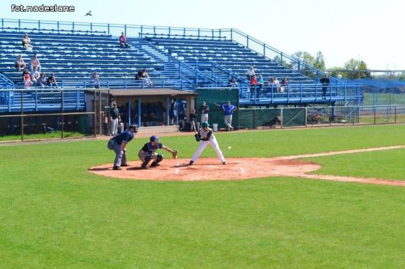 Ekstraliga baseballu: Kutno górą