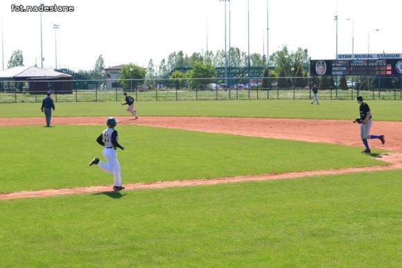 Ekstraliga baseballu: Kutno górą