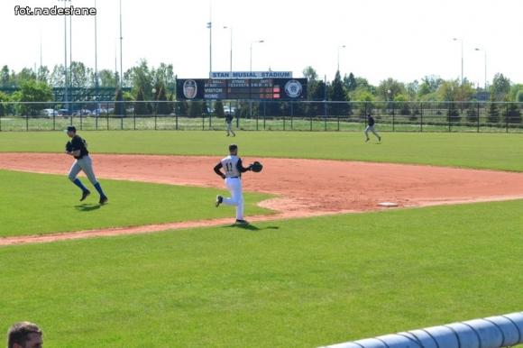 Ekstraliga baseballu: Kutno górą