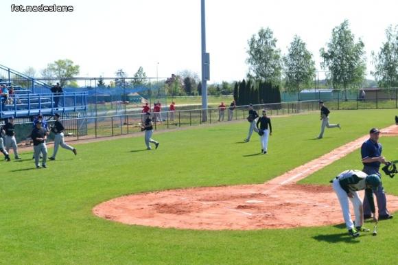 Ekstraliga baseballu: Kutno górą