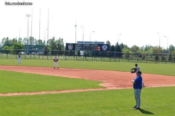 Ekstraliga baseballu: Kutno górą