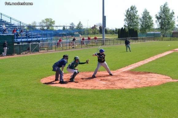 Ekstraliga baseballu: Kutno górą