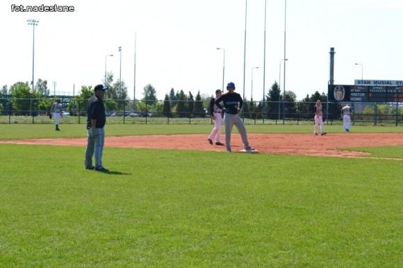 Ekstraliga baseballu: Kutno górą