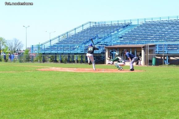 Ekstraliga baseballu: Kutno górą