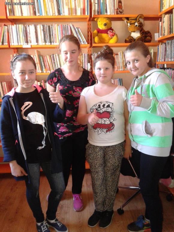 Żychlin: Tydzień bibliotek Czytanie w przestrzeni publicznej